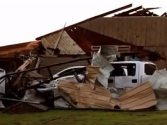 Décombres après la tornade dans l'Oklahoma le 20 mai 2013