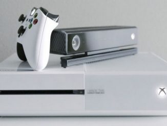 la Xbox One de couleur blanche