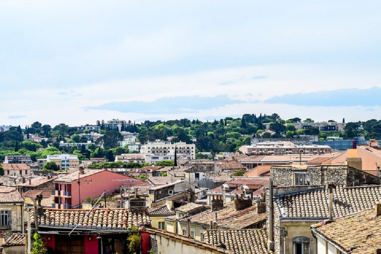 nîmes maisons