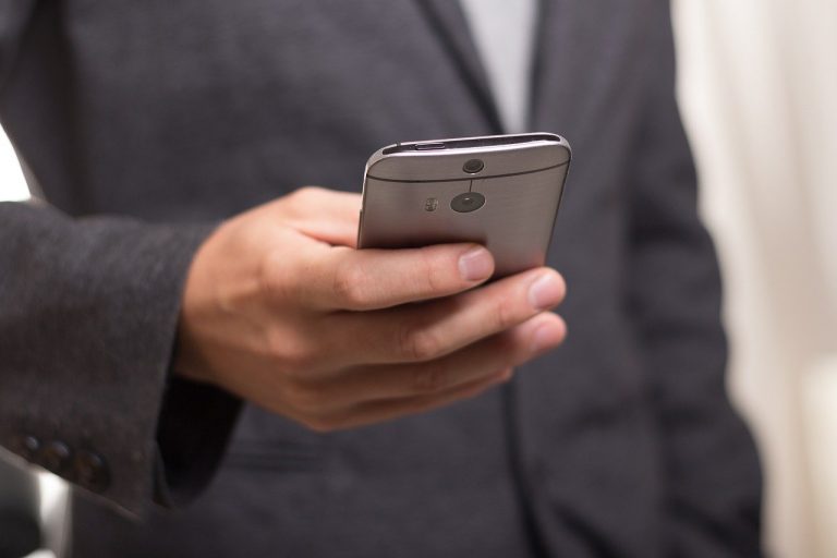 Les Pages Blanches sont actuellement l'annuaire qui liste le plus de numéros de téléphone, que cela soit dans la téléphonie fixe ou dans la téléphonie mobile