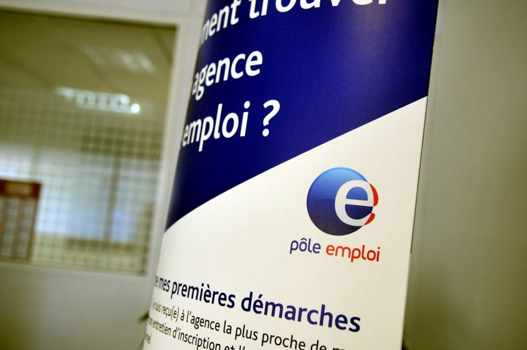 Plus de 800000 chômeurs en France