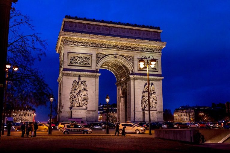 Alerte bombe Arc de Triomphe