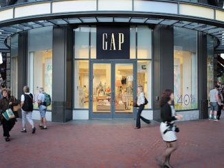 gap ferme ses magasins en europe