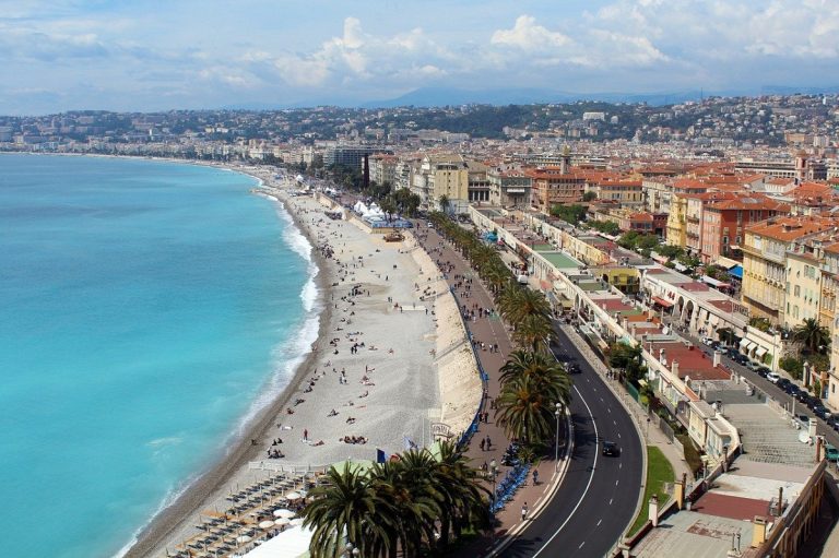 Nice promenade des anglais