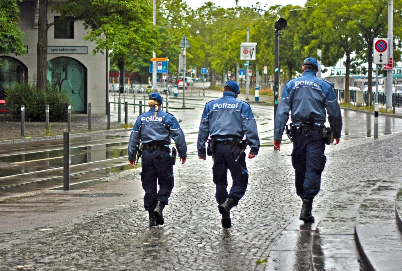 En France, sept ex-terroristes des Brigades Rouges arrêtés