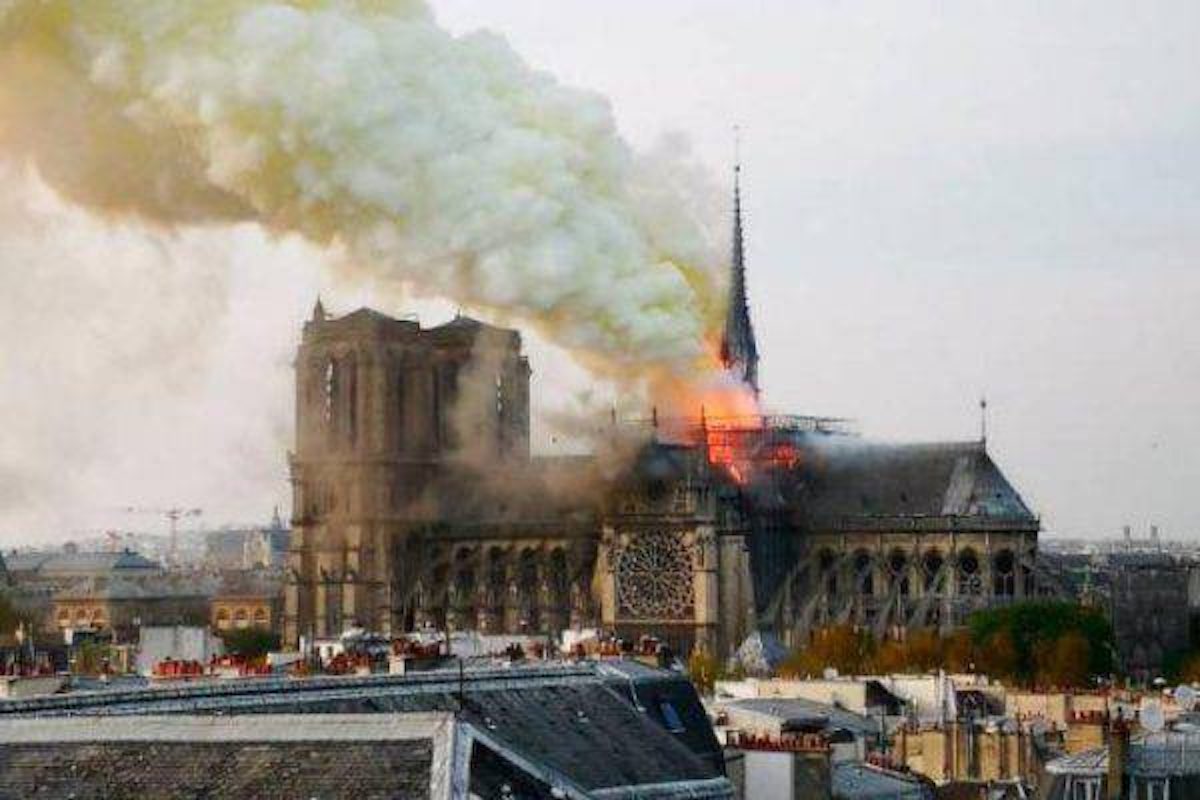 Macron assure que Notre-Dame sera achevée en 2024