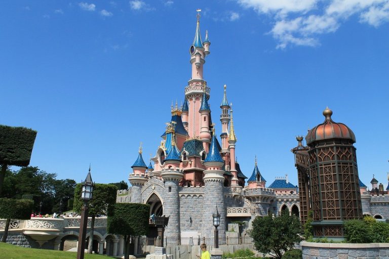 Disneyland Paris rouvre ses portes le 17 juin 2021 