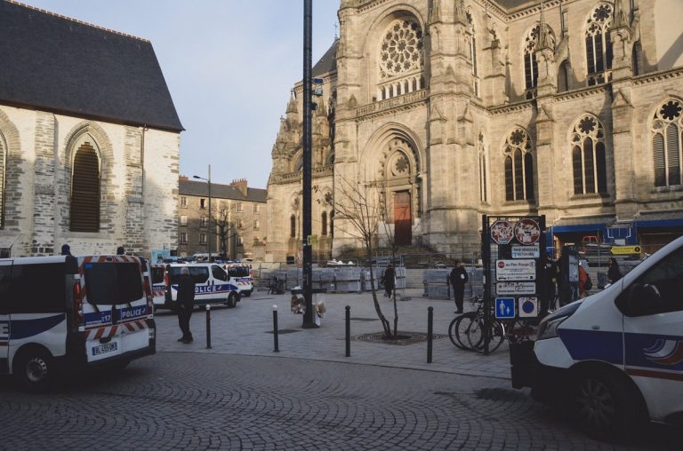 Débordement à Rennes : "Certains bars se laissent envahir"