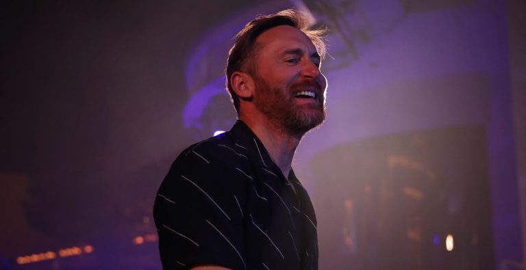 David Guetta a vendu toutes ses chansons à Warner Music
