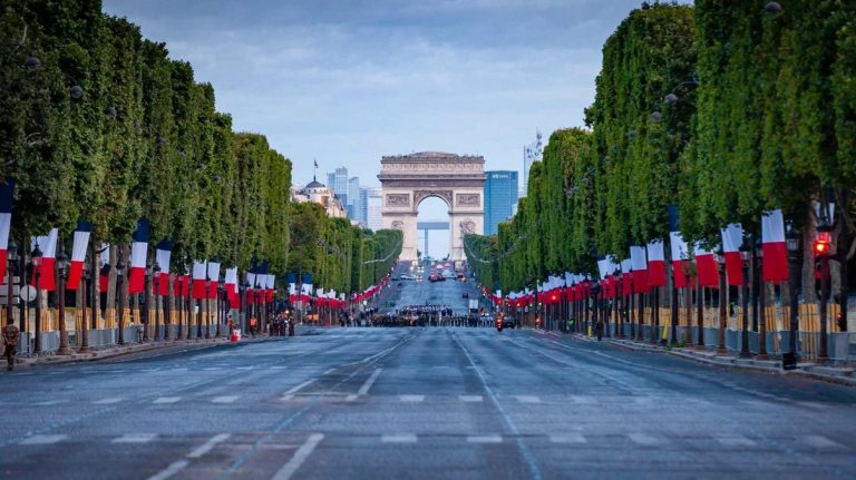 Défilé militaire sur les Champs-Élysée le 14 juillet 2021