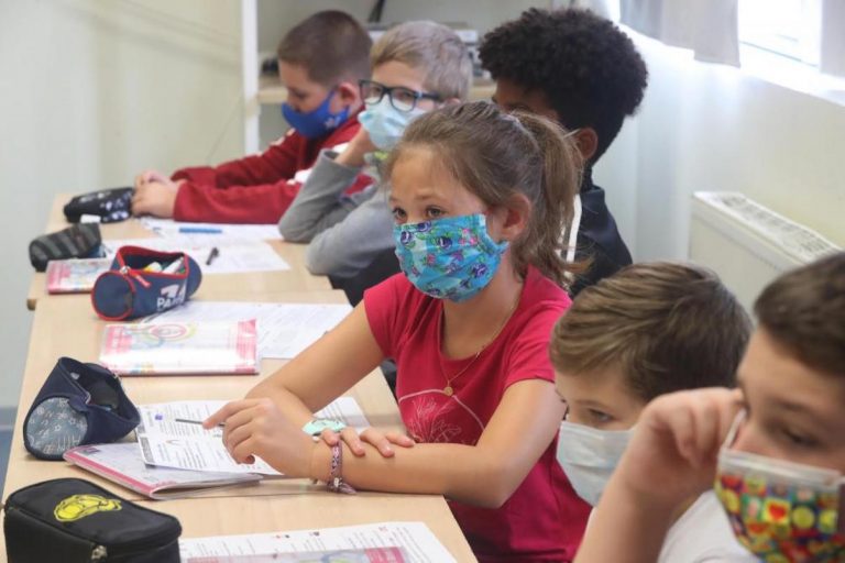 Tests, passe, masques...changements à venir à l'école