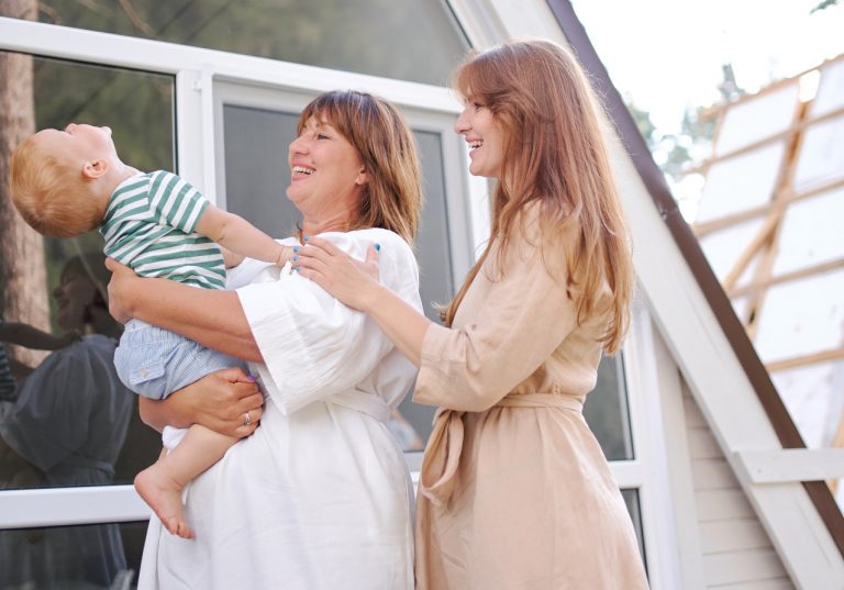 Le plus jeune couple de grands-parents du Royaume-Uni