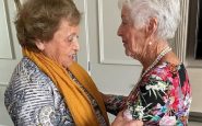Deux meilleures amies séparées par l'Holocauste se retrouvent après 82 ans