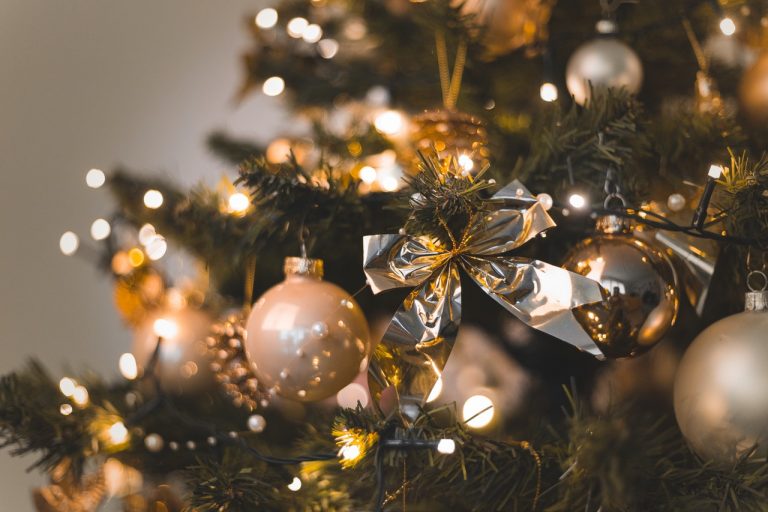 La Commission européenne a recommandé de dire " Joyeuses fêtes " au lieu de " Joyeux Noël ".