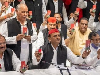 Inde, un parti lance son parfum électoral : "Parfum de maternité, d'amour et de socialisme"