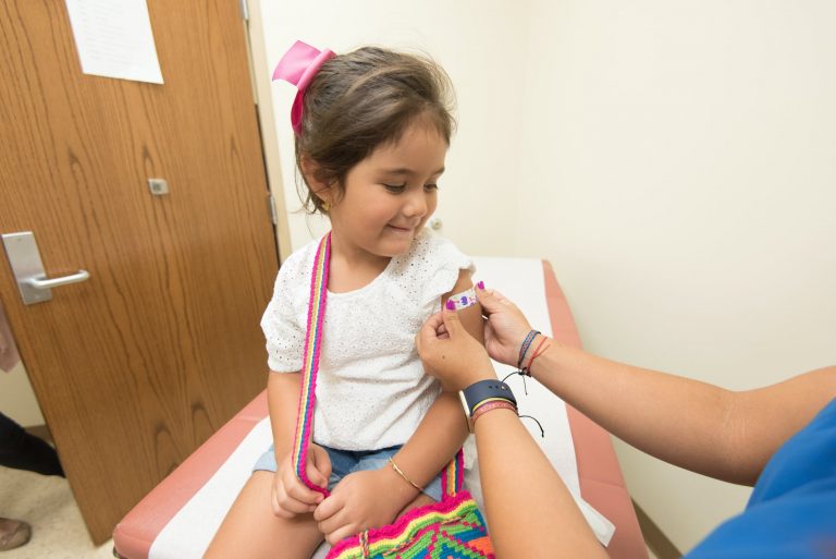 Covid-19 : comité d'éthique pro-vaccination des enfants 5-11 ans