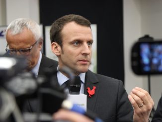 Emmanuel Macron provoque les non-vaccinés