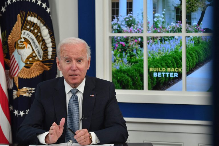 Le président américain Joe Biden a insulté lundi un journaliste.