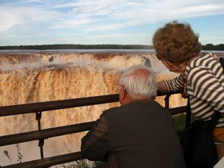 Maison de retraite : Deux séniors âgés de plus de 100 ans tombent amoureux