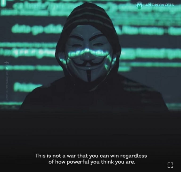 Guerre en Ukraine, les hackers d'Anonymous envoient un message à Poutine
