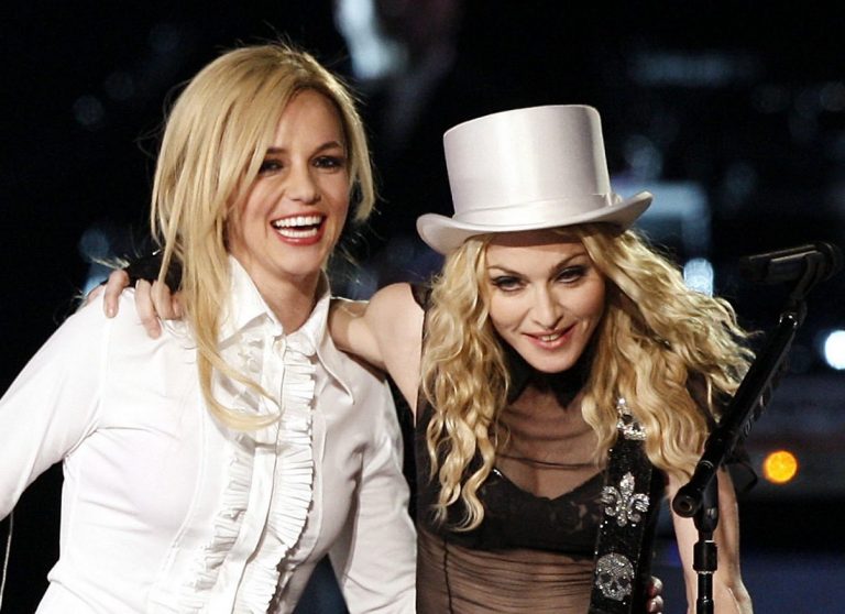 Madonna souhaiterait reproduire le baiser avec Britney Spears
