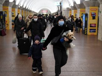 Le métro de Kiev ouvre ses portes face à la guerre entre la Russie et l'Ukraine