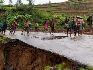 Le cyclone Batsirai frappe Madagascar, tuant au moins 20 personnes
