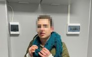 Un homme déguisé en femme tente de quitter l'Ukraine