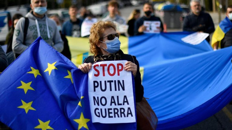 L'Union européenne décide de porter assistance à l'Ukraine