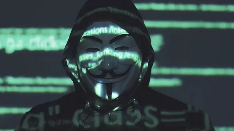 Anonymous contacte des citoyens russes avec 7 millions de messages