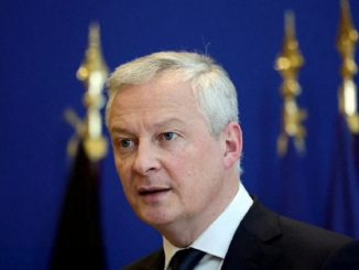 La France avertit que l'Occident va "couler l'économie russe"
