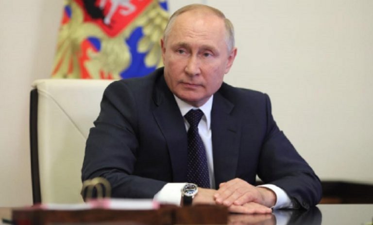 Poutine n'acceptera pas le paiement du gaz en dollars ou en euros